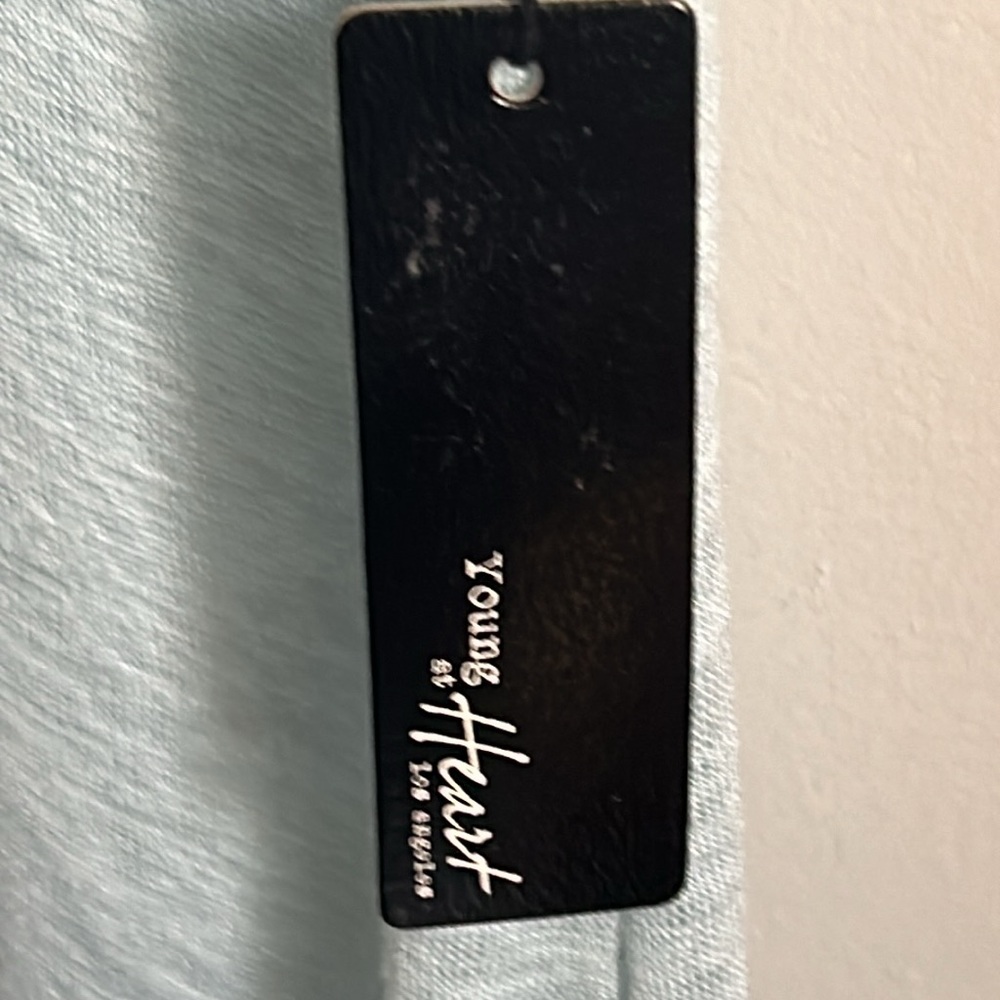 Young at Heart Lightweight V-Neck Knit Sweater Tank Top - Picture 7 of 10
